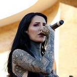 Cande Tinelli se tiñe el pelo, pero algo sale mal y el resultado es de lo más extraño