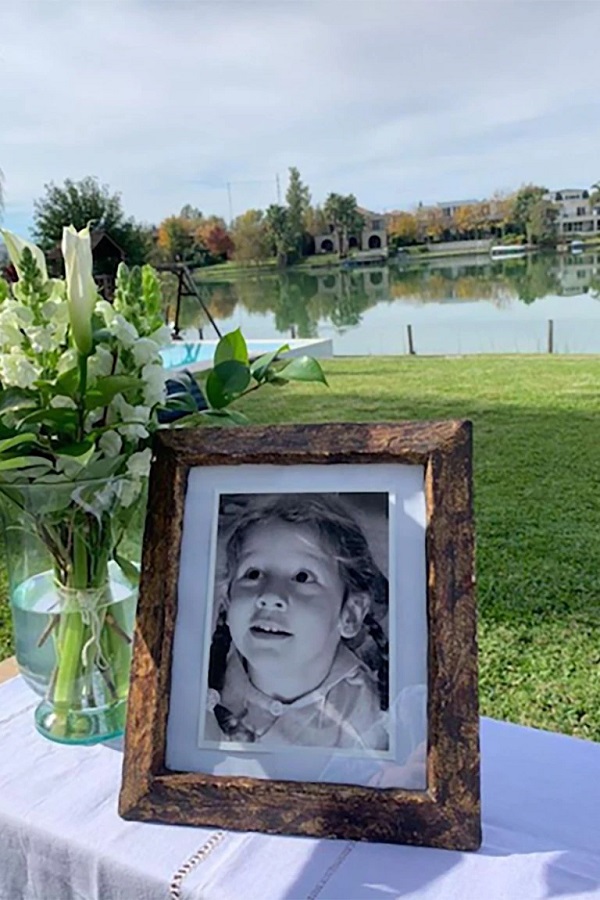 pampita vicuña cumpleaños 15 blanca homenaje