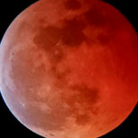 “Luna de Sangre”: Así se vio el particular fenómeno astronómico desde Chile