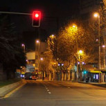 Según estudio, el 85% de los chilenos evita salir de noche: El impacto de la delincuencia en las conductas de la población