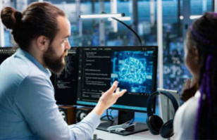 El mercado laboral y su adaptaci&oacute;n a la IA: Expertos anticipan una transformaci&oacute;n m&aacute;s que un reemplazo de empleos