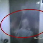 El aterrador video de la niña fantasma de la alacena