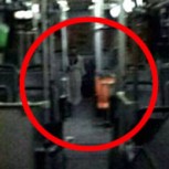 Fotografían a supuestos fantasmas de niñas en microbús del Transantiago