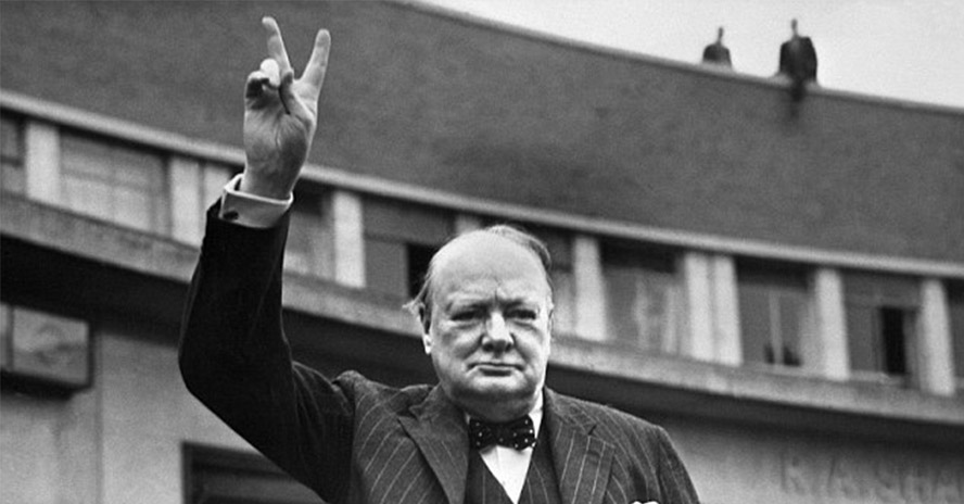 esvástica nazi V Churchill