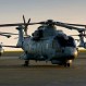 ¿Un piloto fantasma en un helicóptero de la Guerra de las Malvinas? Extraña foto generó diversas teorías