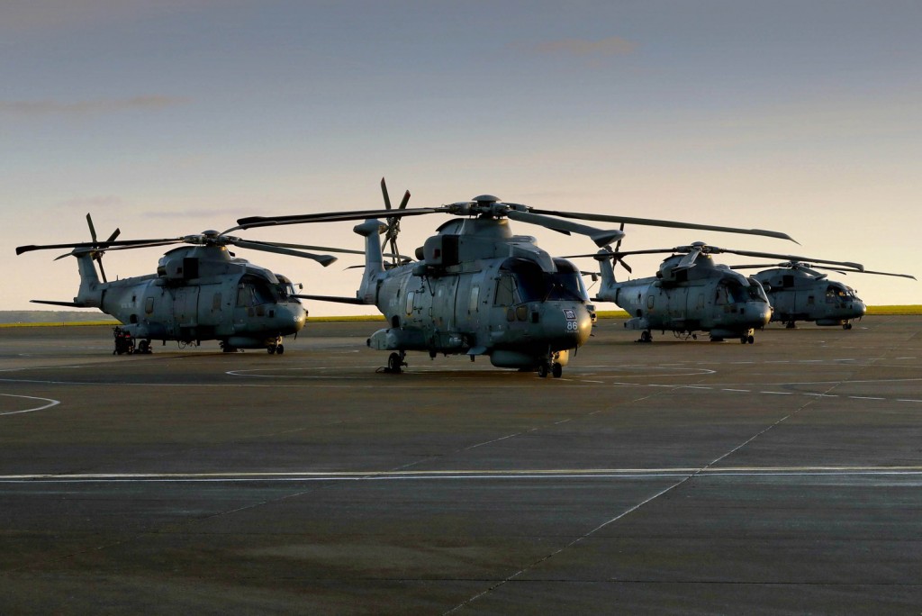 RNAS Culdrose wakes up to a cold and fog spell.