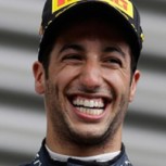 Daniel Ricciardo gana una carrera “regalada” en Azerbaiján