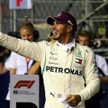 Hamilton domina en Singapur y se acerca a conseguir un nuevo título en la F1