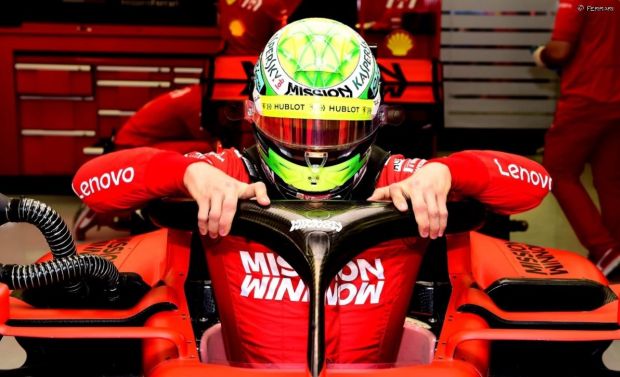 Hijo de Michael Schumacher debuta en la F1 en pruebas con Ferrari