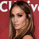 Jennifer López sorprende con este vestido en la presentación de su nuevo programa