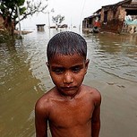 Dramáticas fotos de las lluvias en el sur de Asia: No salen en TV y ya van 1.200 muertos