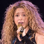 Fotos: Shakira envuelta en polémica por collar con un símbolo utilizado por los nazis