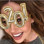 Thalía publica foto cubriéndose con una sábana y fans le responden con miles de “me gusta”: Mira la imagen