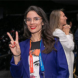 Camila Vallejo sorprendió a seguidores con radical cambio de look: “Ahora sí no es broma”
