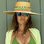 Pampita sorprende a sus seguidores de Instagram con look playero animal print