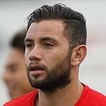 Eugenio Mena está a un paso de jugar en el fútbol argentino