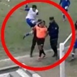 Árbitro es brutalmente golpeado por jugadores: Barbarie en el fútbol argentino