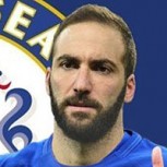 Higuaín da otro gran salto en su carrera: Firmó en el Chelsea por millonaria cifra