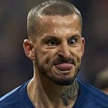 Los hinchas de River le prepararon una particular dedicatoria a Benedetto tras su gesto de burla