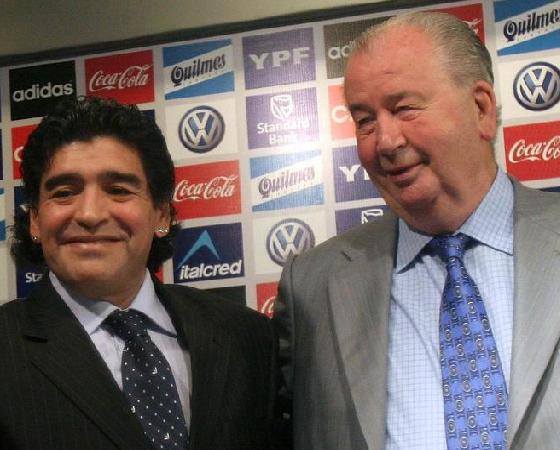 Maradona y Grondona, dos emblemas de la historia del fútbol argentino.