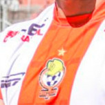 La enfática respuesta de Cobresal luego que algunos de sus hinchas fueran acusados de racismo contra Manley Clerveaux