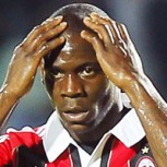 Los problemas persiguen a Balotelli: Lo acusan de vender drogas en Italia
