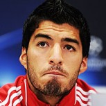 Video que parodia a Luis Suárez con Maradona es furor en redes sociales