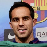 El gol que se comió Bravo y que opacó el que pudo ser un debut glorioso en Barcelona