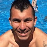 Gary Medel se luce bailando en video grabado por su novia española