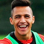 Video: Alexis Sánchez le juega una simpática broma a referente del Arsenal