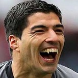 Imágenes muestran el histórico juego sucio de Uruguay: ¿Pueden ellos condenar la acción de Jara?