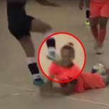 Video: Brutal patada en el rostro de una futbolista a otra por sus lujos en la cancha