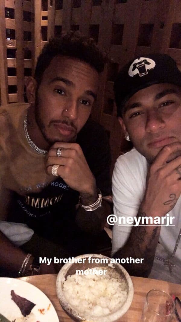 Neymar-Hamilton-fiesta6