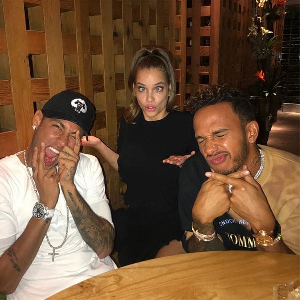 Neymar-Hamilton-fiesta7
