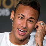 ¿Falta de respeto? Neymar homenajea a Stephen Hawkings con foto y recibe “avalancha” de críticas