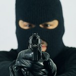 Futbolista es asaltado a la salida del estadio de su club y le roban su auto: Increíble