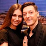 Mesut Özil y su nueva vida: Propietario de un club mexicano y disfrutando de la relación con una modelo turca