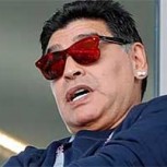 Inauguran figura en honor a Maradona, pero hinchas se burlan: Dicen que parece otra persona