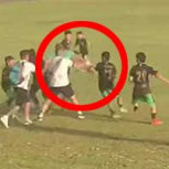 Video: Partido del fútbol juvenil termina en batalla campal y balacera