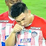 Futbolistas “inhalando” sus camisetas durante los partidos: El “truco” que ha generado suspicacias