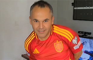 Utilizan Ia Para Hacer Que Andr S Iniesta Se Una Al Baile M S Viral Del Momento F Tbol