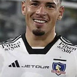 Futbolista de Colo Colo cierra su Instagram tras aparecer en el velorio de hincha fallecido cantándole a la U