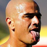 Kike Acuña protagoniza nuevo escándalo por foto desnudo