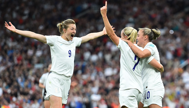 Las inglesas celebran. La Euro disputada en sus canchas es un gran espaldarazo para el fútbol femenino.