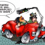 Mujeres al volante, peligro constante: Chistes sin piedad sobre este estigma femenino