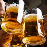 Este divertido video explica el vínculo indisoluble entre un hombre y su cerveza