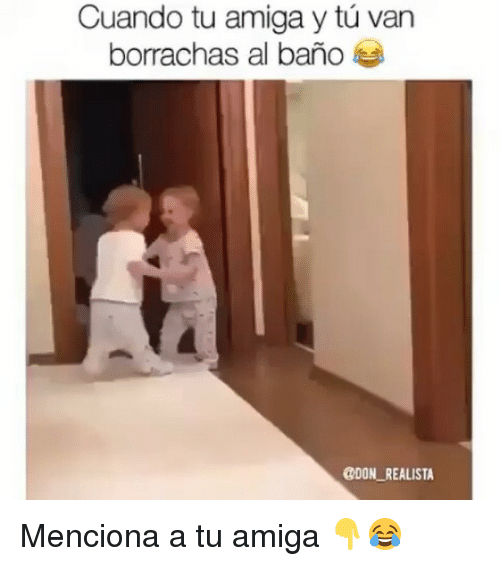 amistad mujeres baño