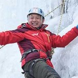 Alpinista chino con doble amputación conquistó el Everest ¡Una verdadera hazaña!