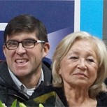 Inspiradora historia de la profesora que capacita a ciegos como masoterapeutas