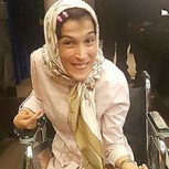 Fateme Hamami, la artista con parálisis que sorprendió al mundo con estos retratos de Messi y Cristiano